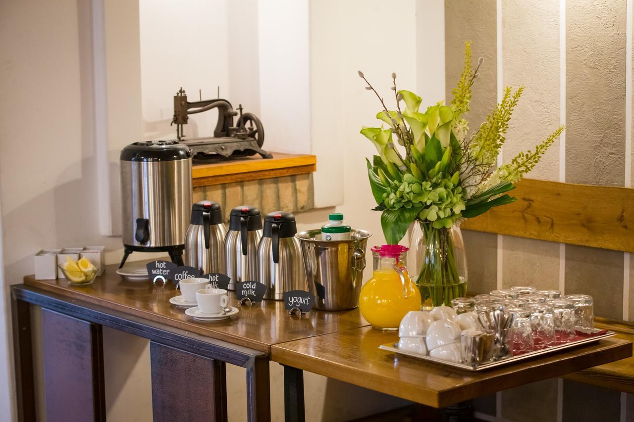 Gluten Free Bed & Breakfast Dezela Okusov Любляна Екстериор снимка